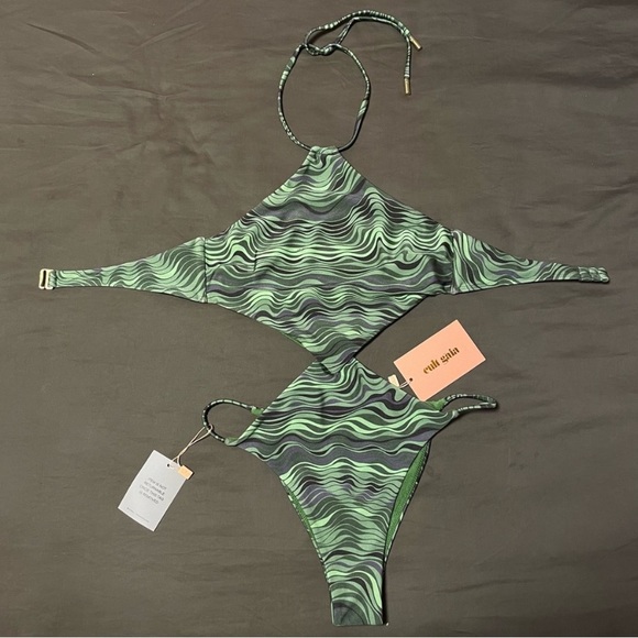 Cult Gaia Camari Cutout One Piece Swimsuit in
Saltation Basil Multi - Picture 3 of 11